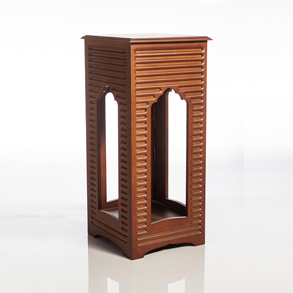Focus Display; wooden finish